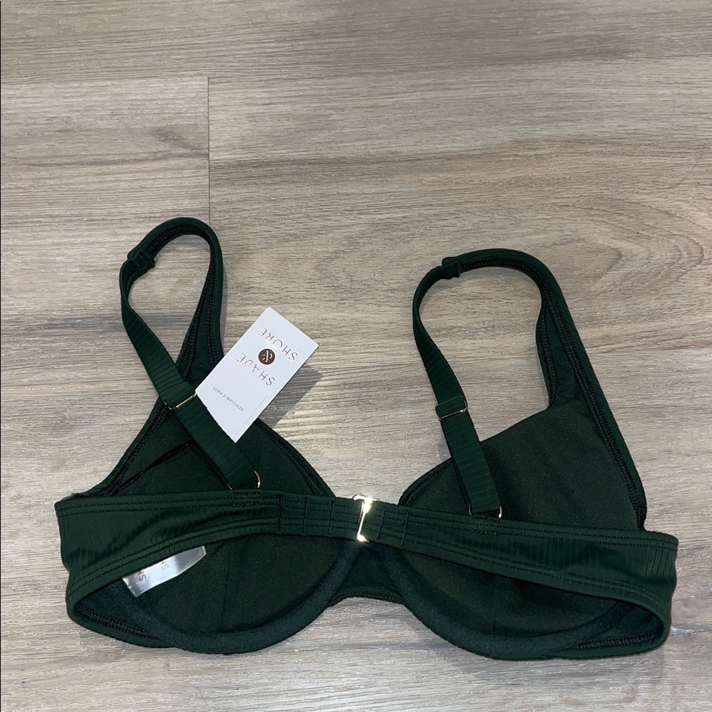 Women's Retro Ribbed Underwire Bikini Top
- Shade & Shore™ Dark Green 34 C - Picture 13 of 14